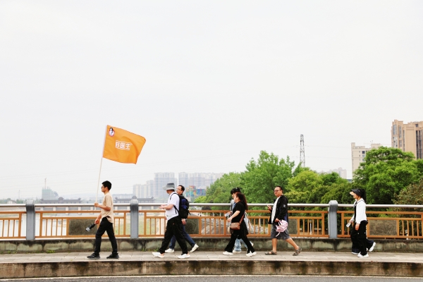 1745811600502201.jpg 2.jpg