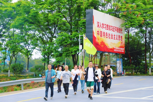 1745811677427217.jpg 6.jpg