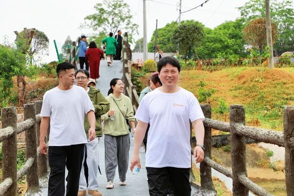 1745811797401536.jpg 5c2cdf1806d393da59c8d6c7a2f291b_副本.jpg