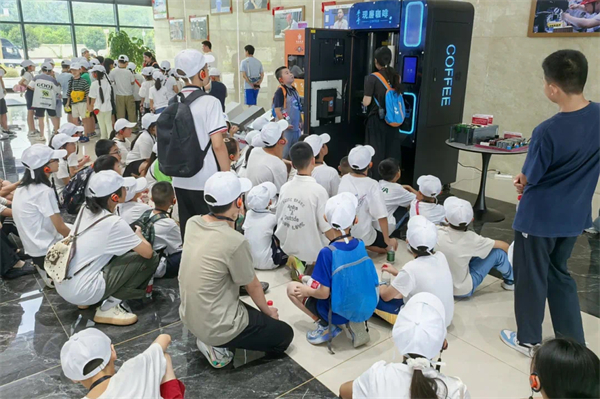 1755155966113436.jpg 4.jpg